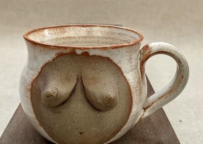 Breastfeeding mug