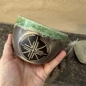 Carved Shield Cup ~ No handle