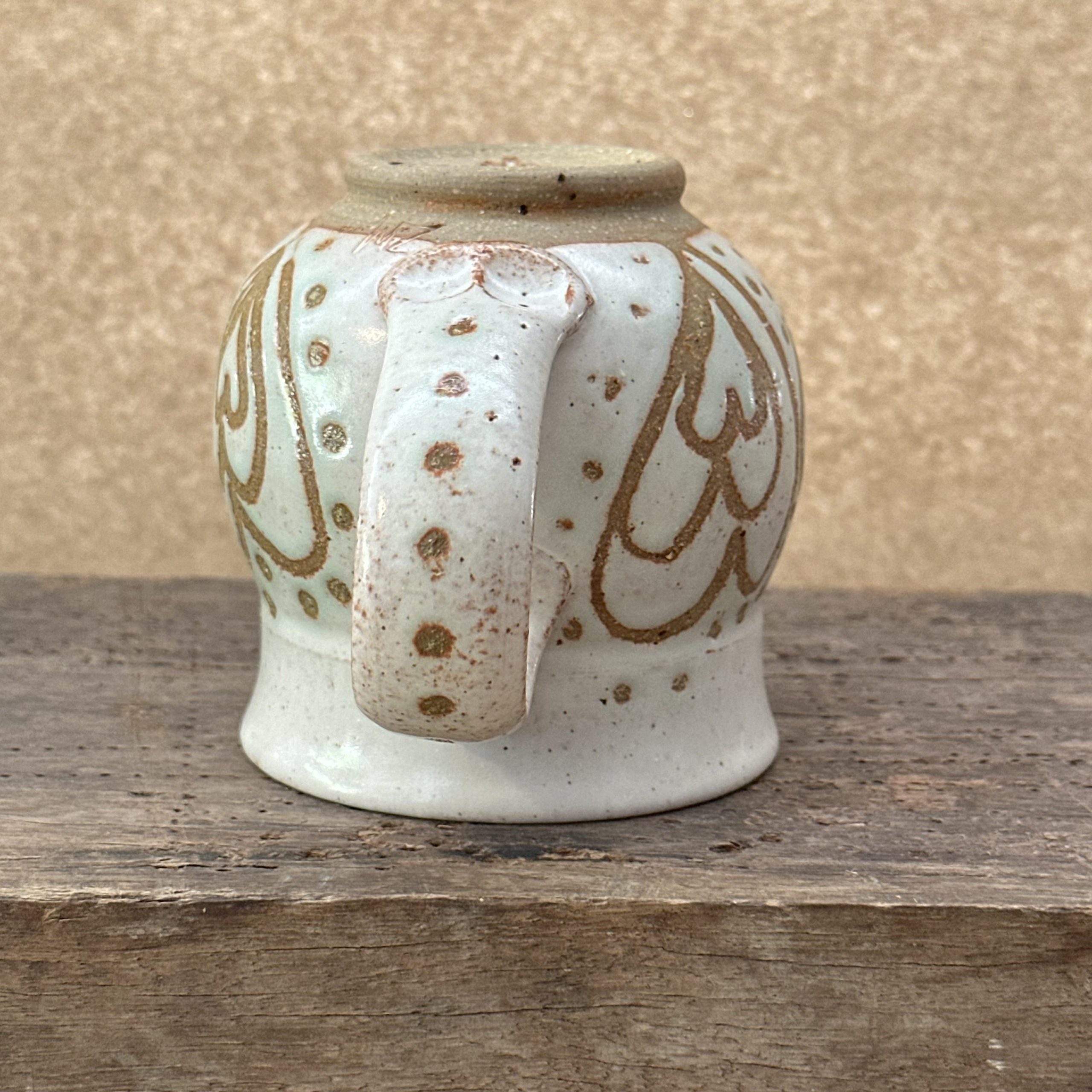 Goddess Shape | Peacock design | Sandstone White - Image 3