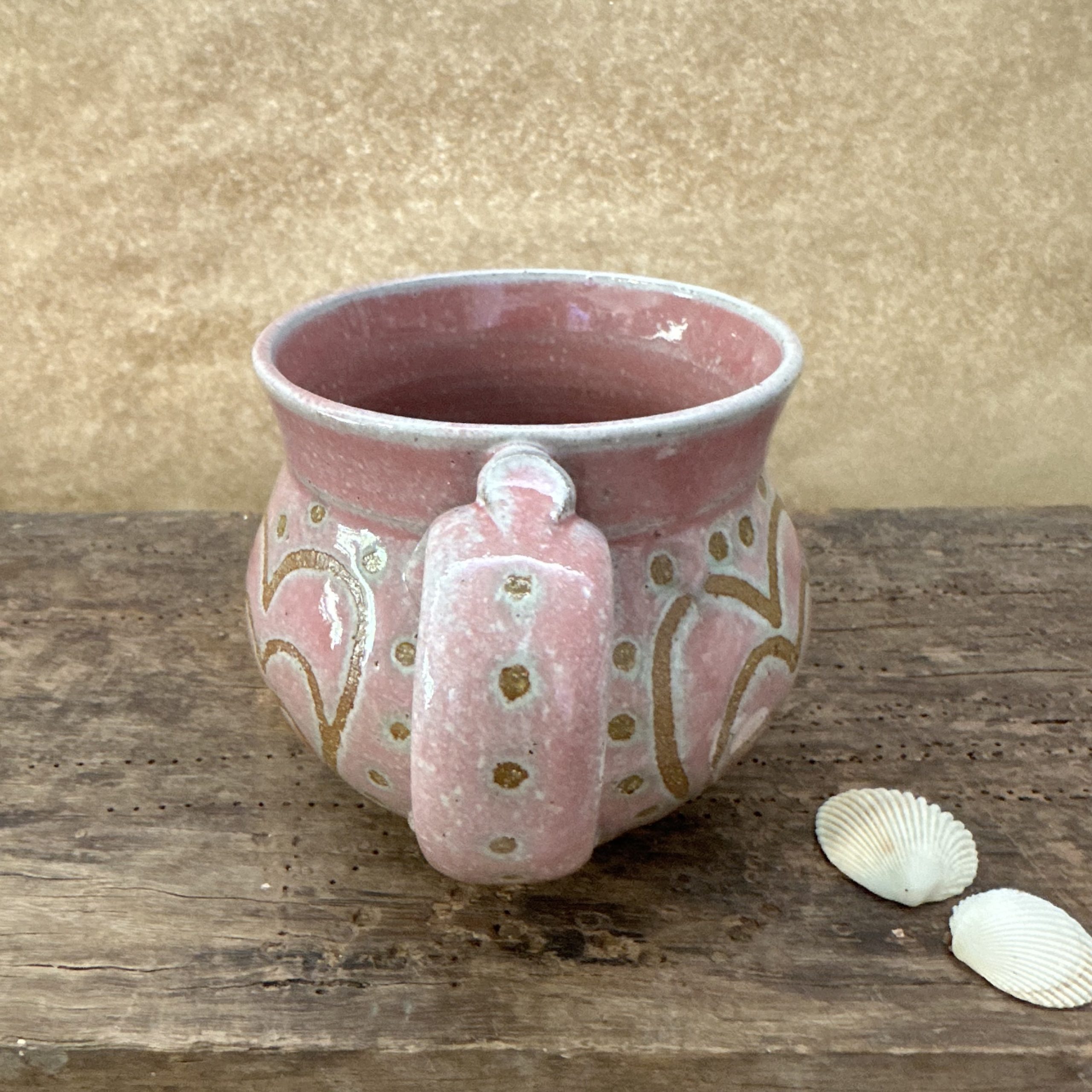 Goddess Shape | Heart design | Dusky Pink with Red detail - Image 3