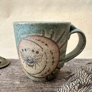 Bee Sun Moon | Large Mug
