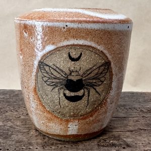 TRAVEL MUG | SANDSTONE GLAZE | BEE WITH MOON